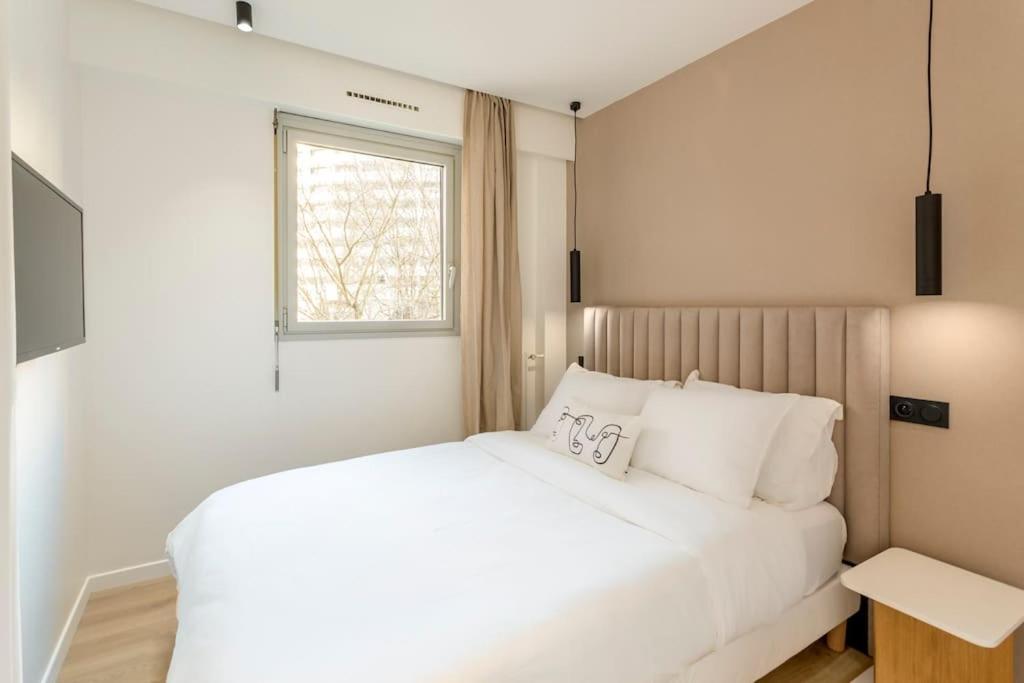Luxurious 3 Min Walk From Eiffel Tower Lejlighed Paris Eksteriør billede